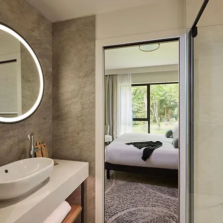 ホテル Domaine Du Liziec - Mgallery Collection 4*
