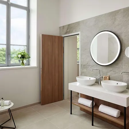 ホテル Domaine Du Liziec - Mgallery Collection 4*